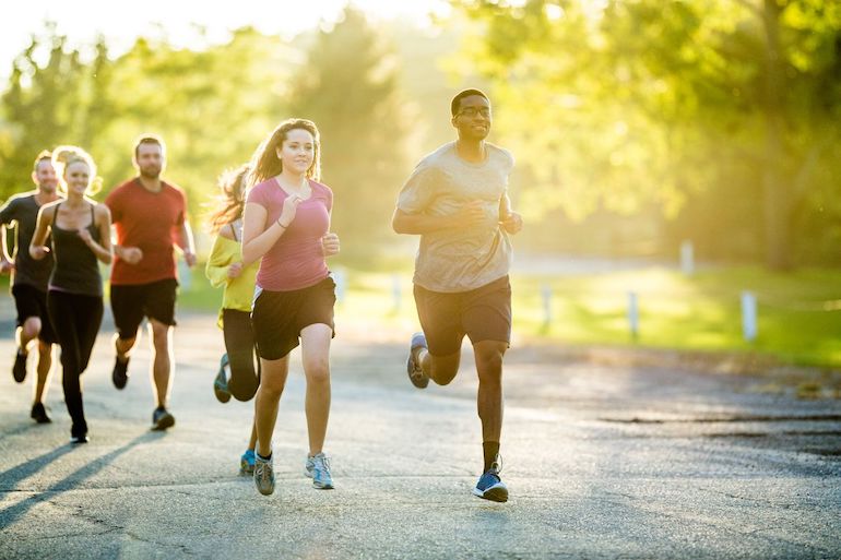 Vilka är fördelarna med löpning som motionsform?