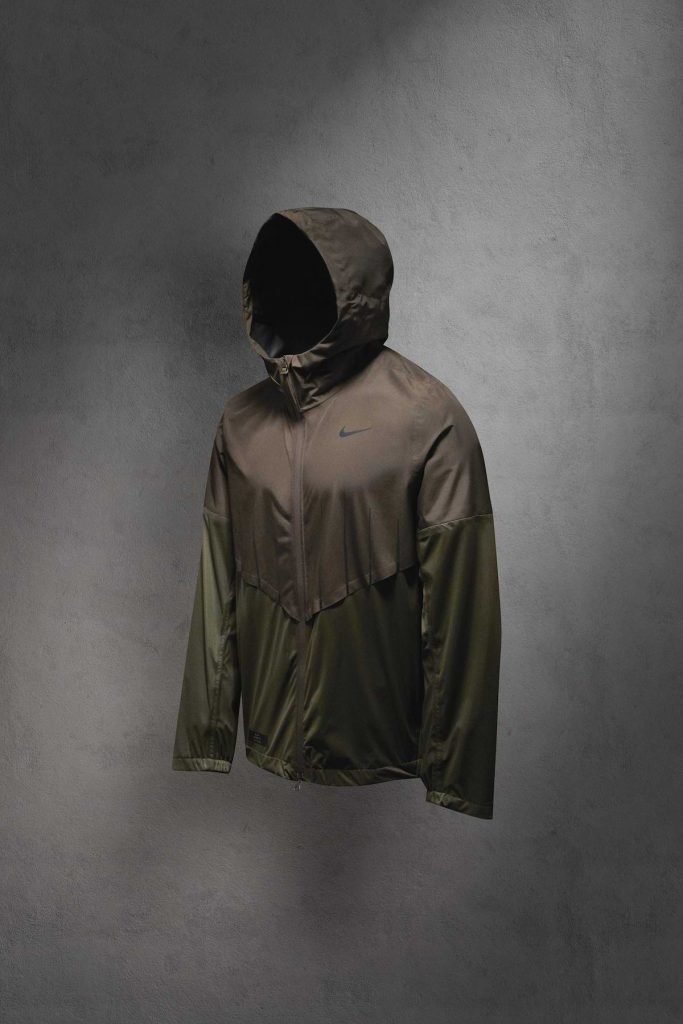 nike aerogami running jacket 2023