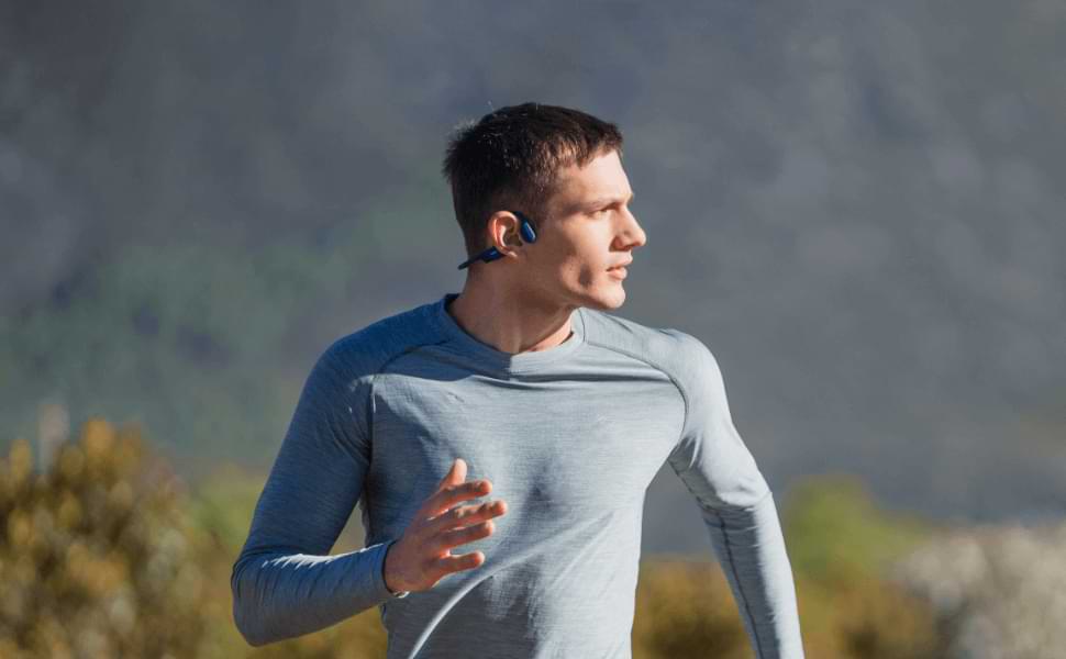 What to Consider When Buying Headphones for Running