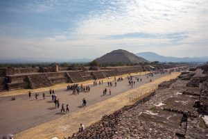 5 Hot New Destinations for Marathon Traveling 2023 and 2024