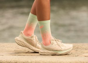 nya Asics novablast 4 löparskor