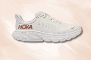 nya Hoka Arahi 7 löparskor