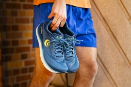 Topo Athletic Magnify 5 running shoe