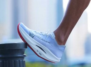 nya Mizuno Wave Rebellion Pro 2 löparskor