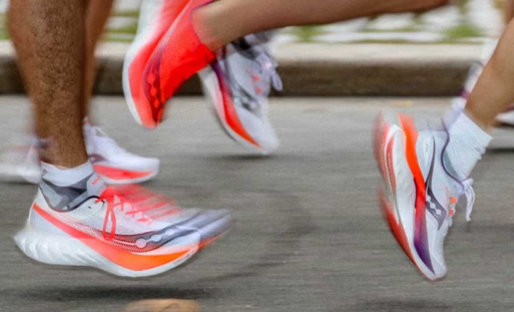 the new Saucony Endorphin Speed 4 and Saucony Endorphin Pro 4 are now available in the US and Canada
