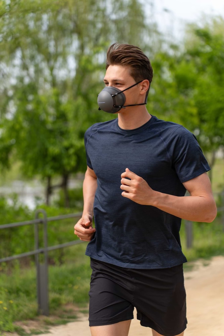 neumafit PACER Smart Wearable Breath Analyzer
