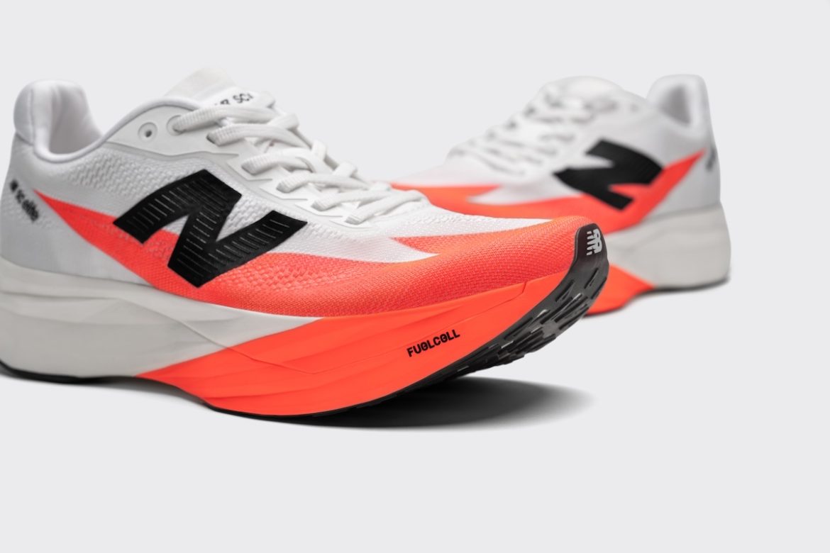 New Balance FuelCell SuperComp Elite v5
