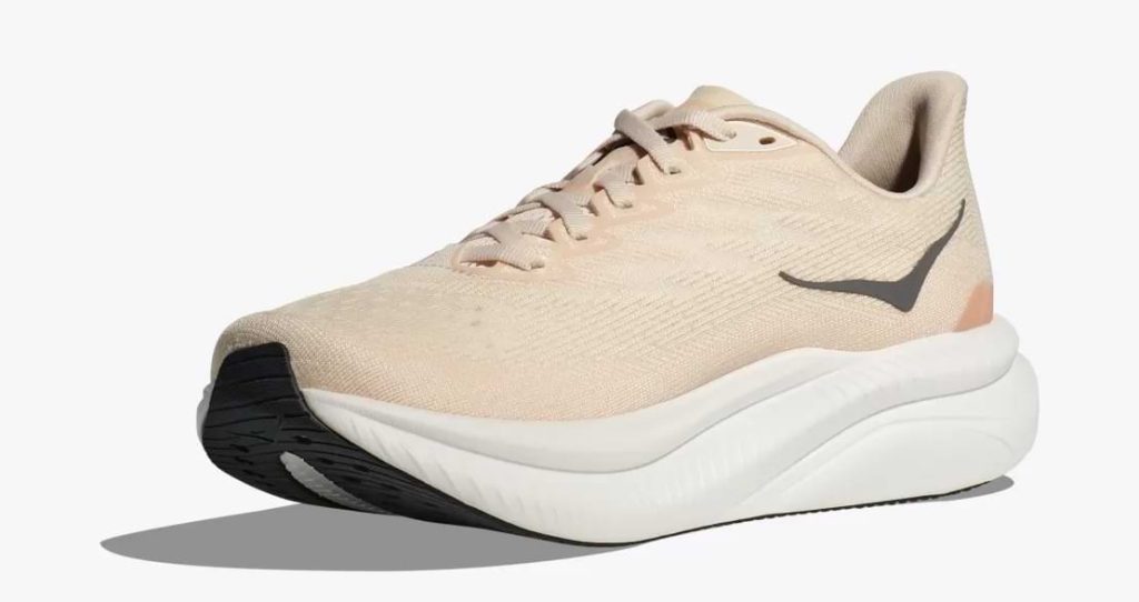Hoka Mach 6 side
