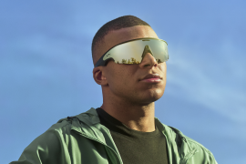 Kylian Mbappe bär Oakley Meta Vanguard