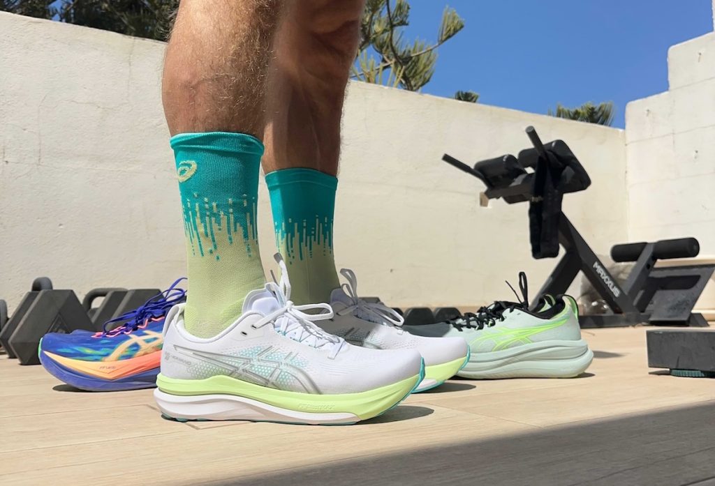 ASICS GEL-KAYANO 33 recension – jämförelse med andra ASICS löparskor