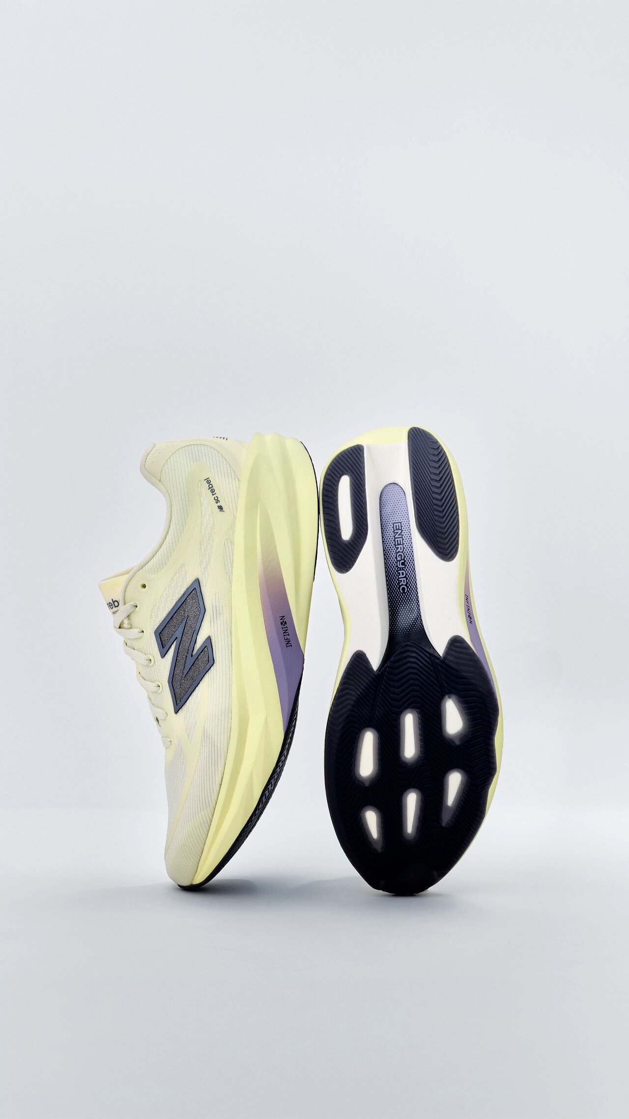 New Balance SC Rebel